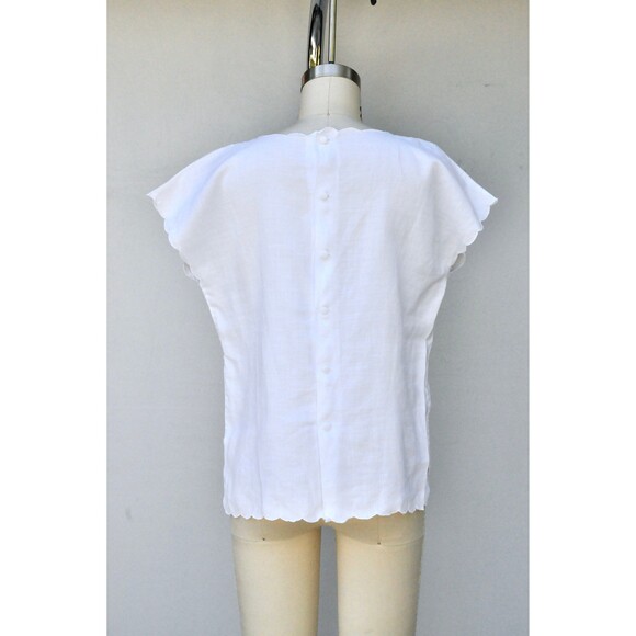 White LINEN Blouse Hand Embroidered Button Down Back Scalloped Hem Italian S M - Picture 2 of 9